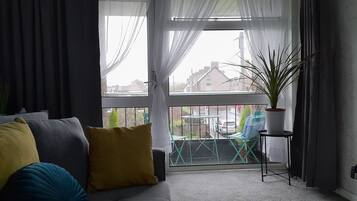 Căn hộ | Phòng khách | Lò sưởi