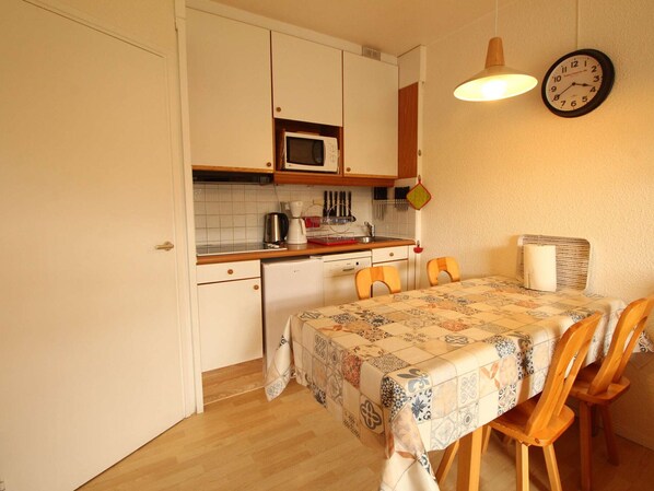 Mikrovågsugn och diskmaskin