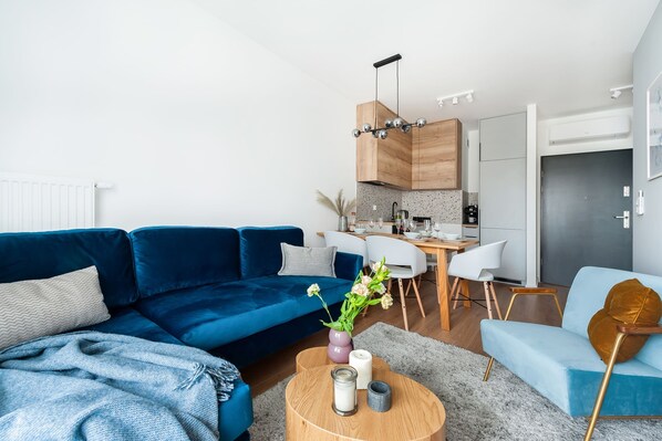 Comfort-Apartment | Wohnbereich | Smart-TV, Pay-TV