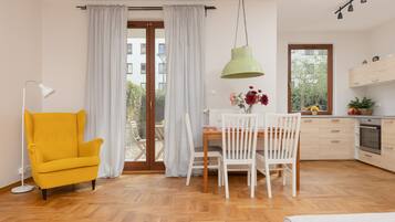 Apartment, 1 Bedroom, Terrace | Living room