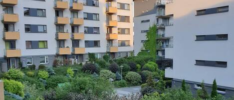 Apartment, Mehrere Betten | Balkon
