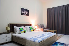 1 bedroom, in-room safe, iron/ironing board - Studio Apartment in Knightbridge Court (Dubai)