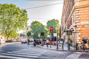 Exterior - White Candia Guesthouse (Rome)