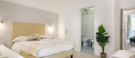 Bureau, fer et planche à repasser, Wi-Fi gratuit