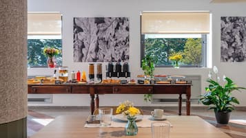 Petit déjeuner buffet compris tous les jours