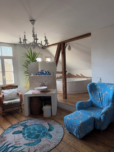 Dreamholiday - Stilvolles großes Ferienhaus mit Garten für 20+ Personen