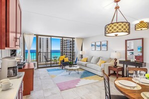 Smart TV - Great Ocean & Diamond Head View Near Waikiki Beach (Honolulu)