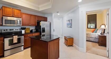 Stay 2 nights and get an extra night free! 3br/2ba Gulf Front Condo Holiday Isle