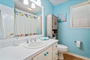 Haartrockner, Handtücher, Toilettenpapier