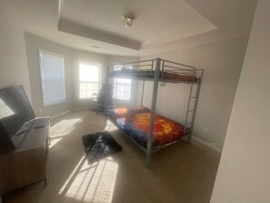 4 bedrooms, WiFi