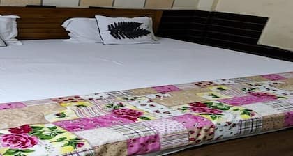 Aahvanam Service Apartment