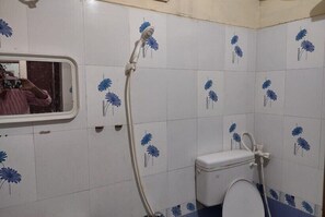 Standard Room | Bathroom - Aahvanam Service Apartment (Visakhapatnam)