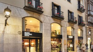 Front of property - Bilder Boutique Hotel (Bilbao)