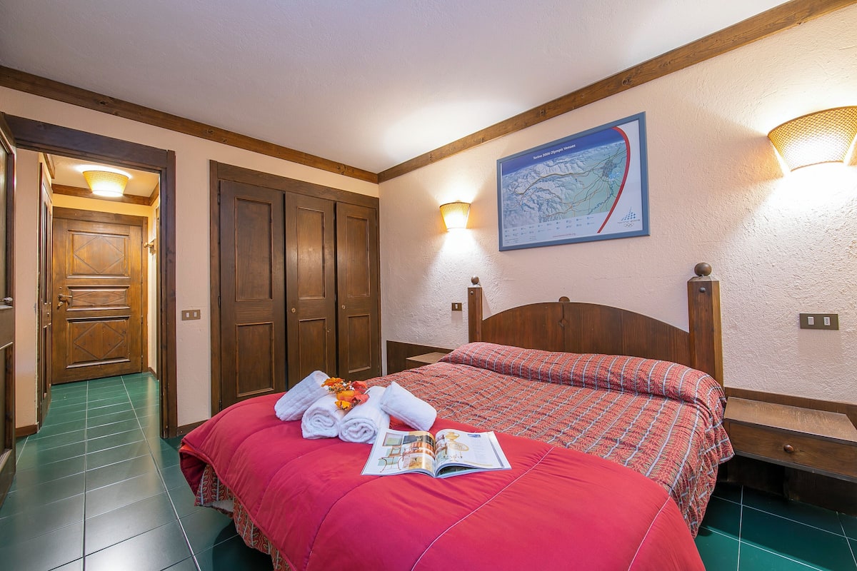 1 bedroom, free WiFi, bed sheets