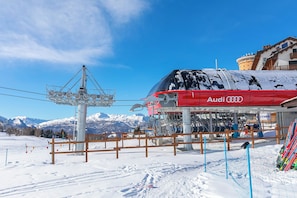 Snow and ski sports - Grange Hike & Ski (Sauze di Cesana)