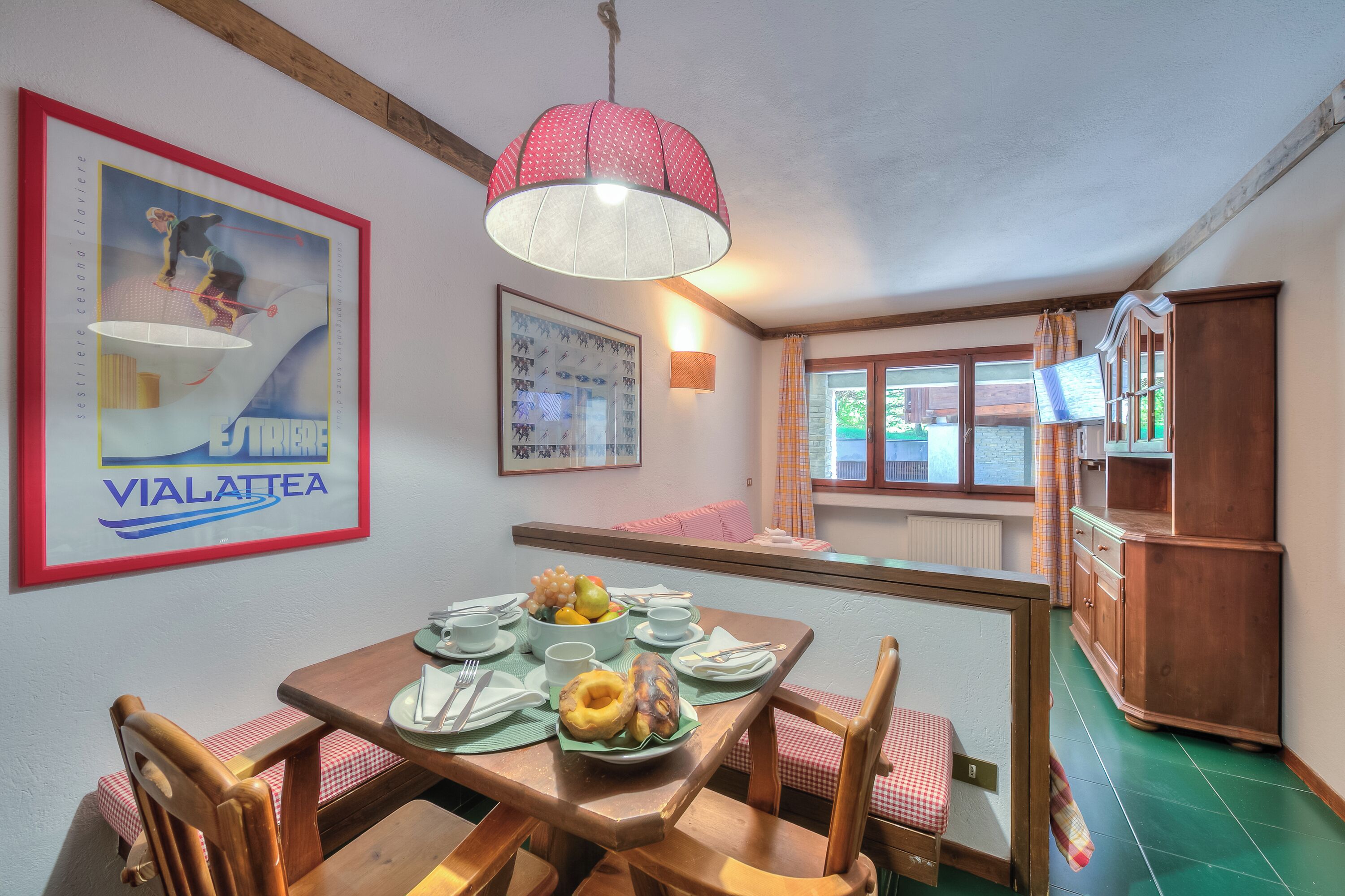 Studio Familial, côté montagne (Sises Lodge - 09C Sestriere) | Salle à manger