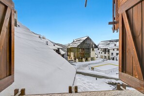 Appartement Familial, plusieurs chambres, côté montagne (Sises Lodge - 13D Sestriere) | Vue de la chambre