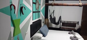 Romantic Studio | Individually decorated, individually furnished, iron/ironing board - Eternity Alicante Rooms (Alicante)