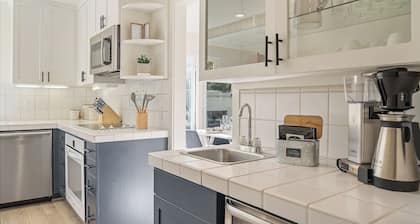3867 Dolce Tempo - Quiet Area, Walk to Town & Beach