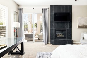 4 bedrooms, iron/ironing board, free WiFi, bed sheets - Casa Del Sol by LuxeKey | Backyard Oasis w/ Sunset Views (Cave Creek)