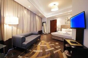 Standard-huoneisto | 1 makuuhuone, tallelokero huoneessa, silitysrauta/-lauta