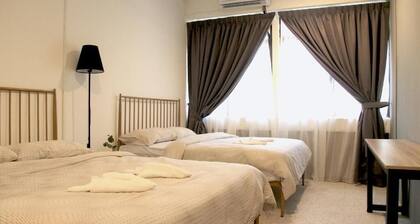 OYO HOME 90647 Mac Inn 94