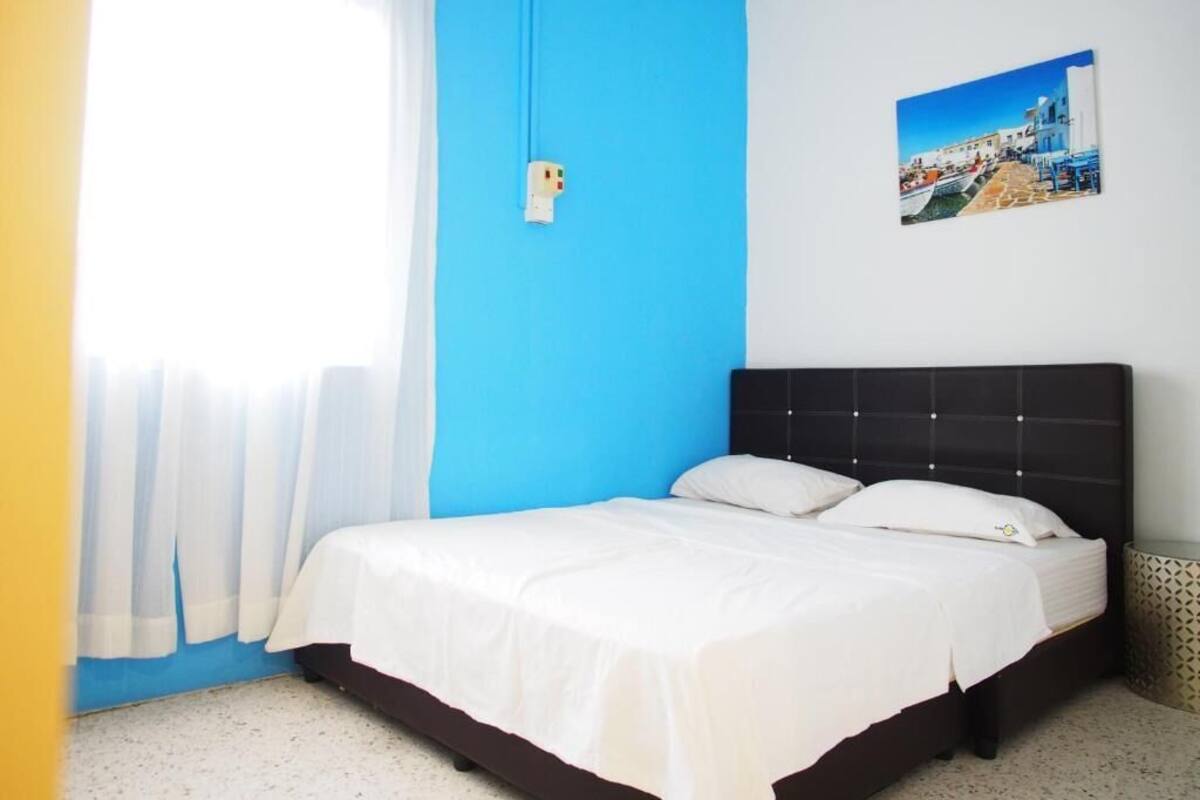 Habitación triple, baño compartido | 1 habitación, wifi gratis y ropa de cama