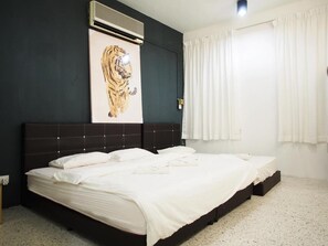 Dreibettzimmer, Gemeinschaftsbad