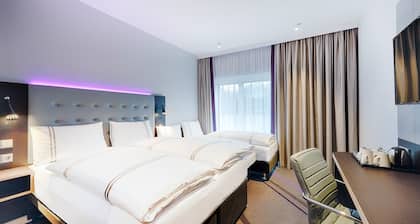 Premier Inn Regensburg City Centre
