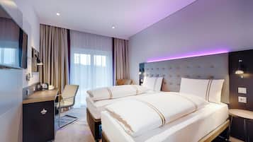 Chambre Standard Double ou avec lits jumeaux | Chambres insonorisées, fer et planche à repasser, Wi-Fi gratuit