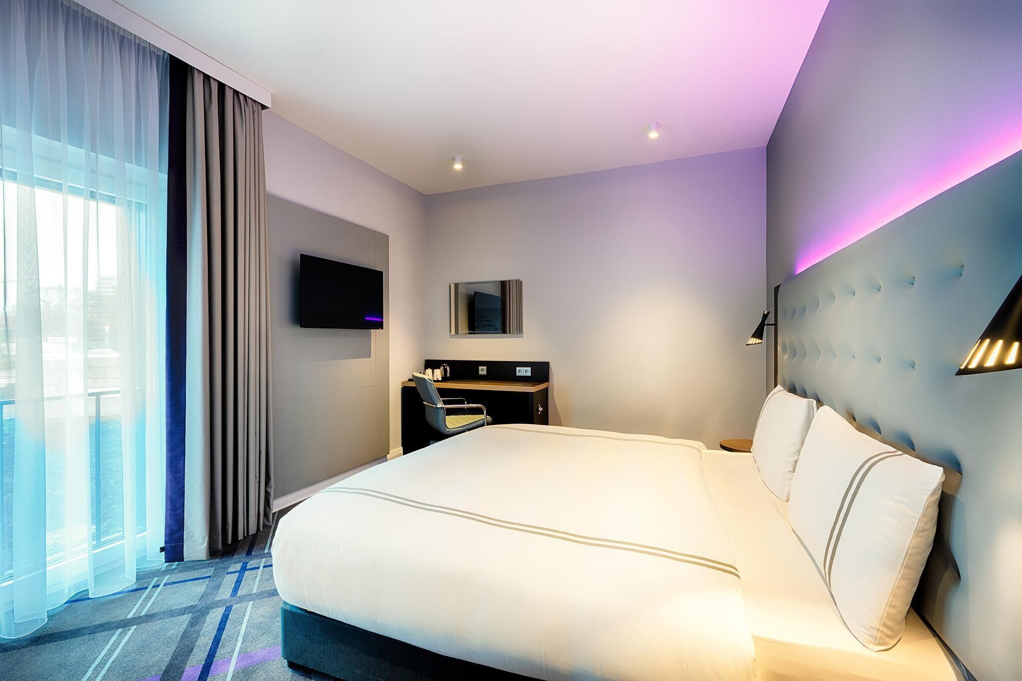 Camera con 2 letti singoli, doccia a filo pavimento | Insonorizzazione, ferro/asse da stiro, Wi-Fi gratuito