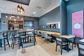 Daily buffet breakfast (EUR 17.9 per person)