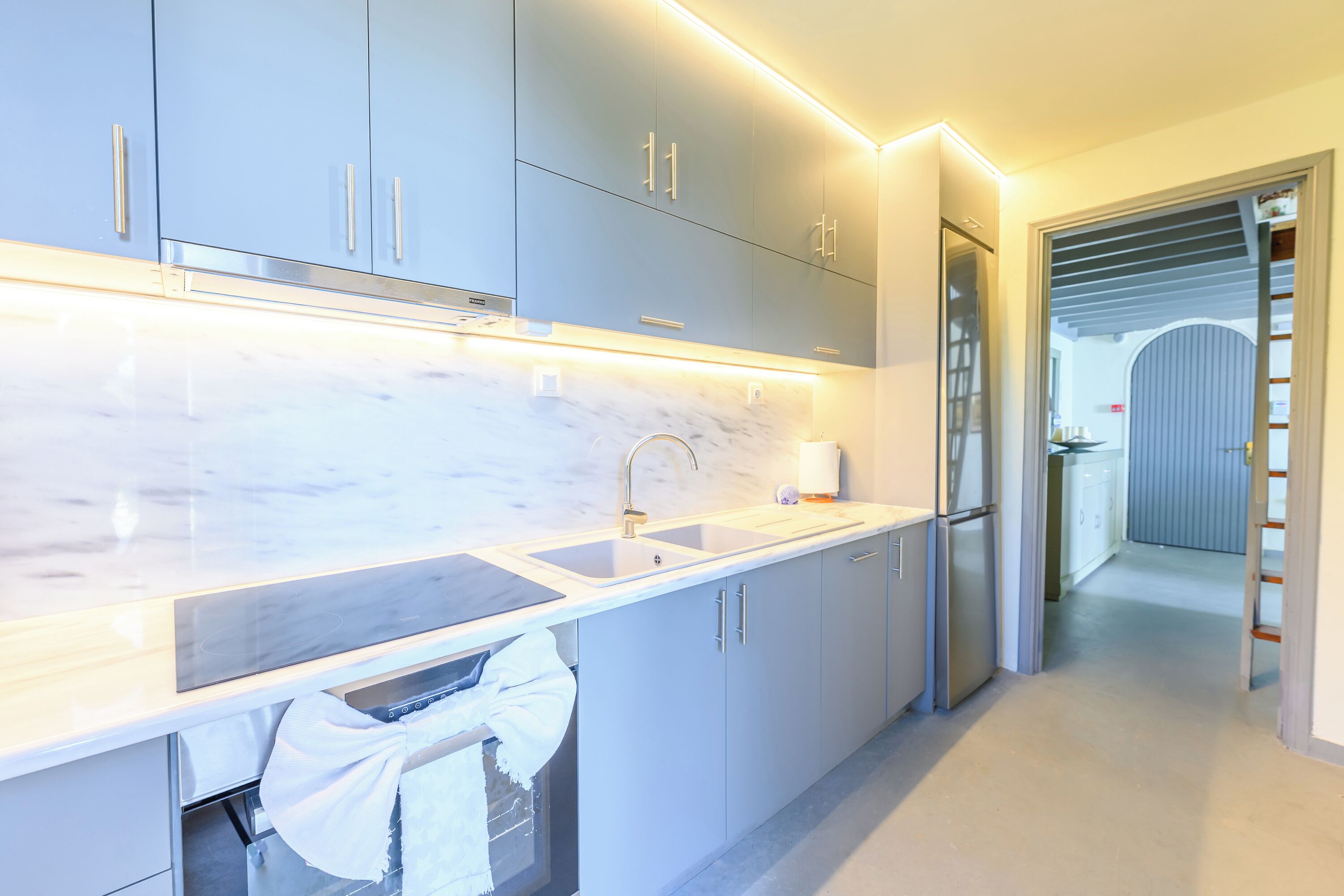 家庭獨棟房屋, 多間臥室 (Villa Filokalia With Exceptional View) | 私人廚房 | 電冰箱、微波爐、烤箱、爐台