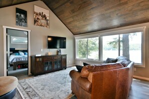 4 slaapkamers, een bureau, gratis wifi, beddengoed