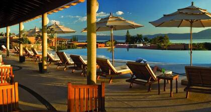 Luxury Private Resort 2-br 2-wr Condo w Breath Taking Lake Views