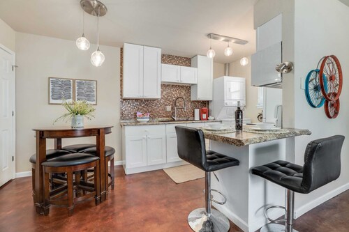 Market District Unit 1 - 1mi to DT Bentonville
