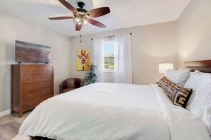 1 habitación, tabla de planchar con plancha, wifi y ropa de cama 