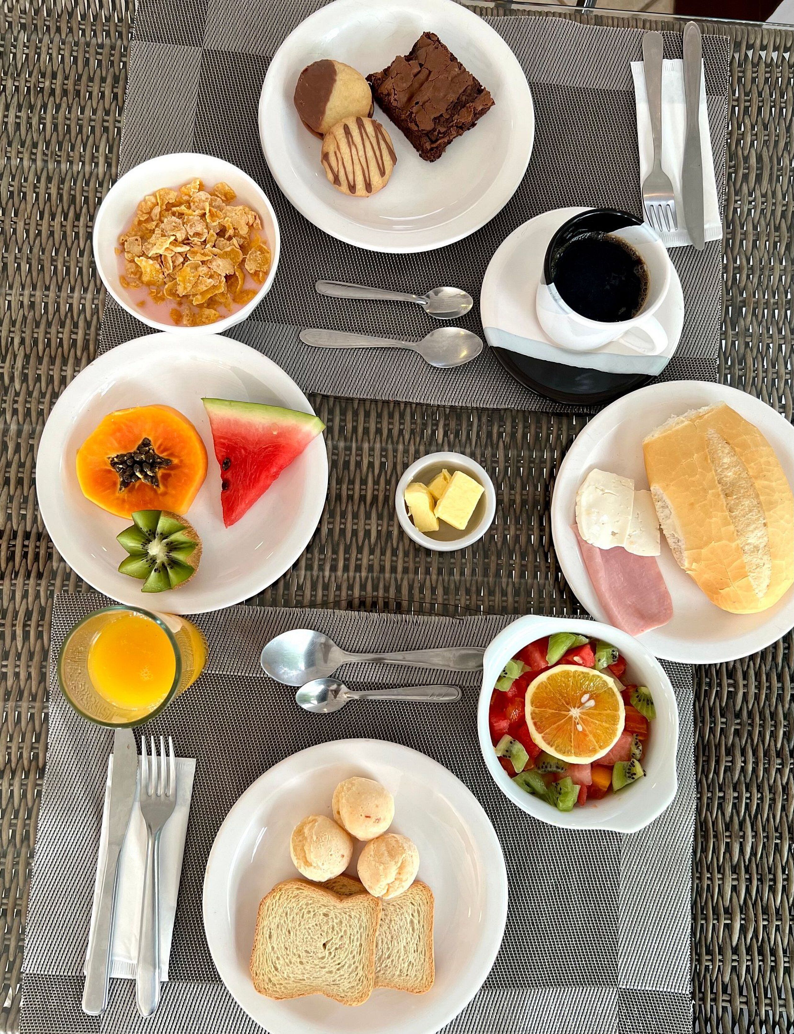 Bao gồm bữa sáng buffet hàng ngày 