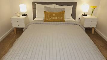 3 chambres, fer et planche Ă repasser, Wi-Fi gratuit, draps fournis