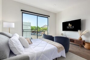 2 habitaciones, tabla de planchar con plancha, cuna de viaje y wifi 