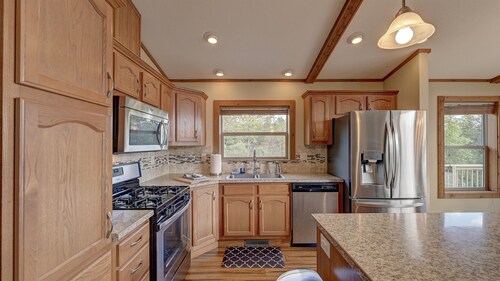 Family Cabin Escape with Games Near the Dells