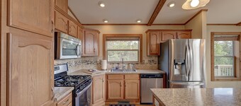 Family Cabin Escape with Games Near the Dells