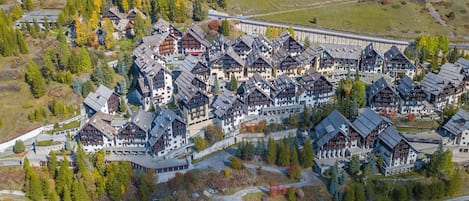 Esterni