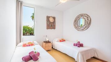 2 habitaciones, tabla de planchar con plancha y wifi gratis