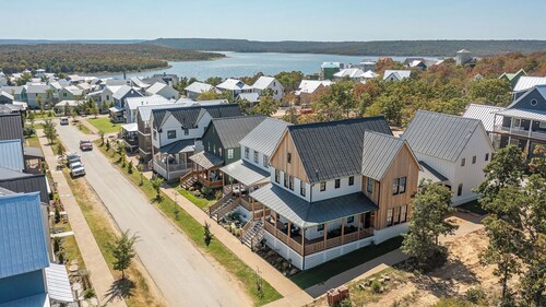 Carlton Landing-Raising Oklahoma