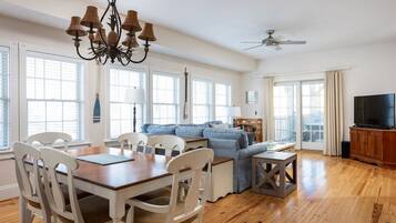 TV, DVD player, offices