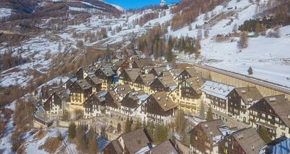 Grange Hike & Ski - 27D Sestriere