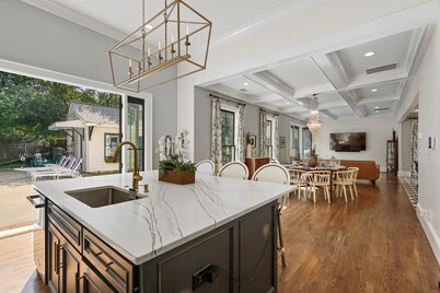 A historical and restful retreat in the heart of Stone Mountain Village.