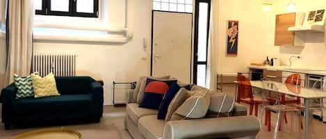 Apartment | Living room