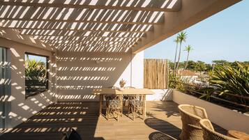 Studio Suite, Terrace | Balcony